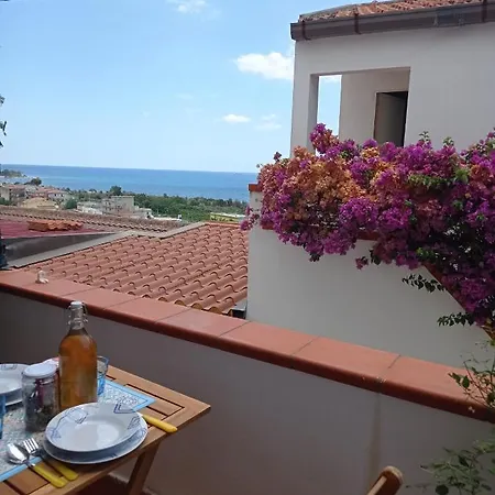 Eos 17 公寓 Palizzi Marina