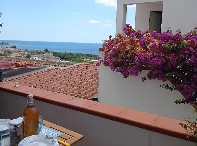 Eos 17 Apartmán Palizzi Marina